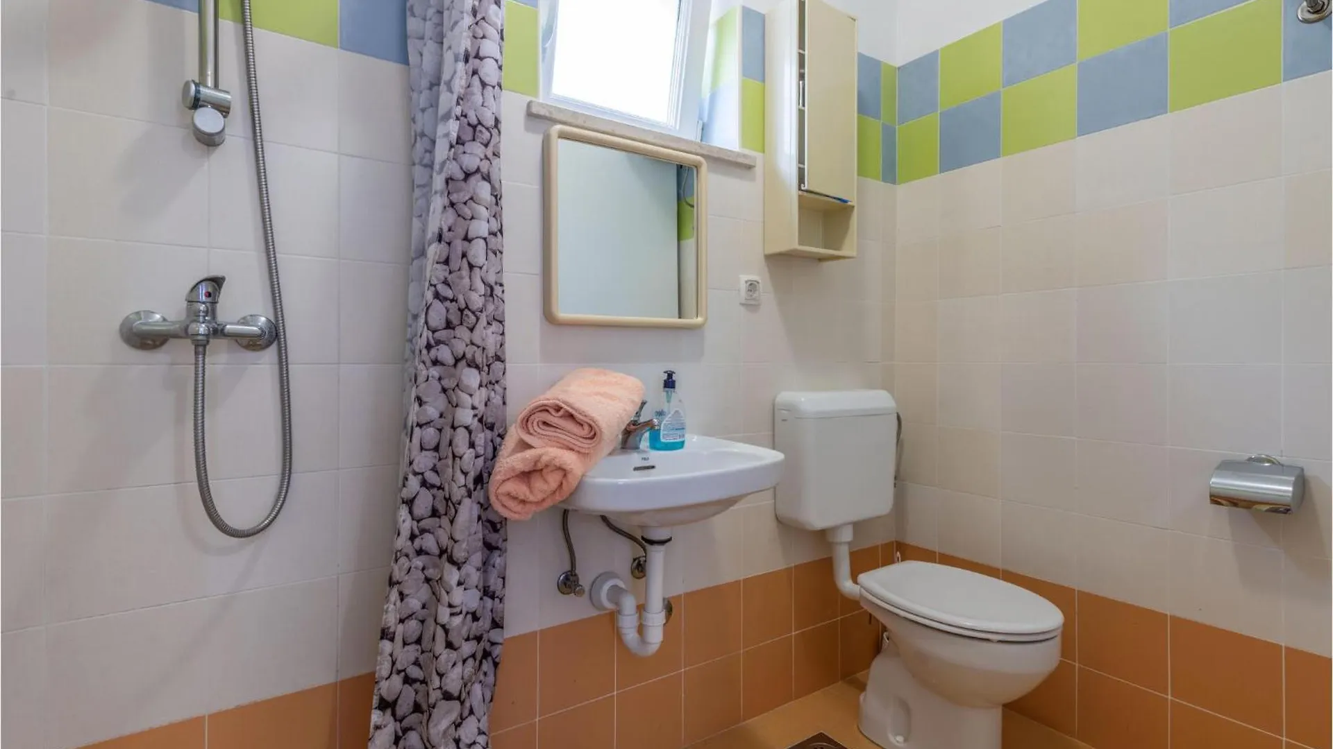 Beautiful Apartment In Labin With Wifi